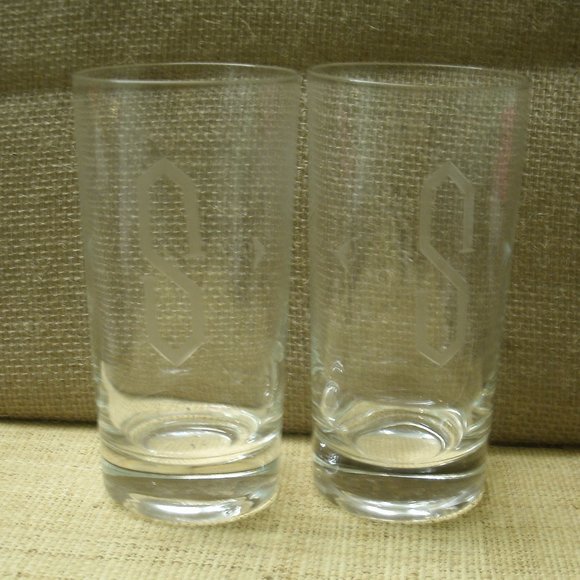 Vintage S initial Etched Glass Set of 4 - Picture 7 of 16
